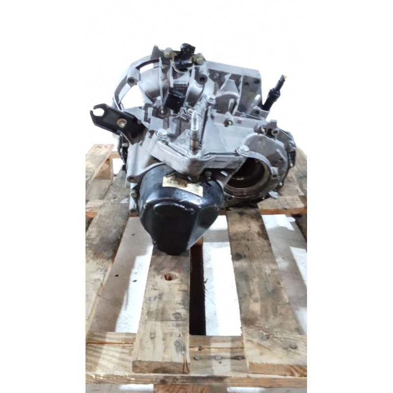 Recambio de caja cambios para renault clio ii (bb_, cb_) 1.9 dti (b/cb0u) referencia OEM IAM JB3905 5V S006736