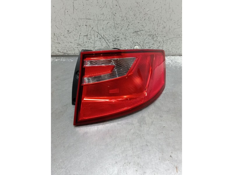 Recambio de piloto trasero derecho para seat toledo iv (kg3) 1.6 tdi referencia OEM IAM   12