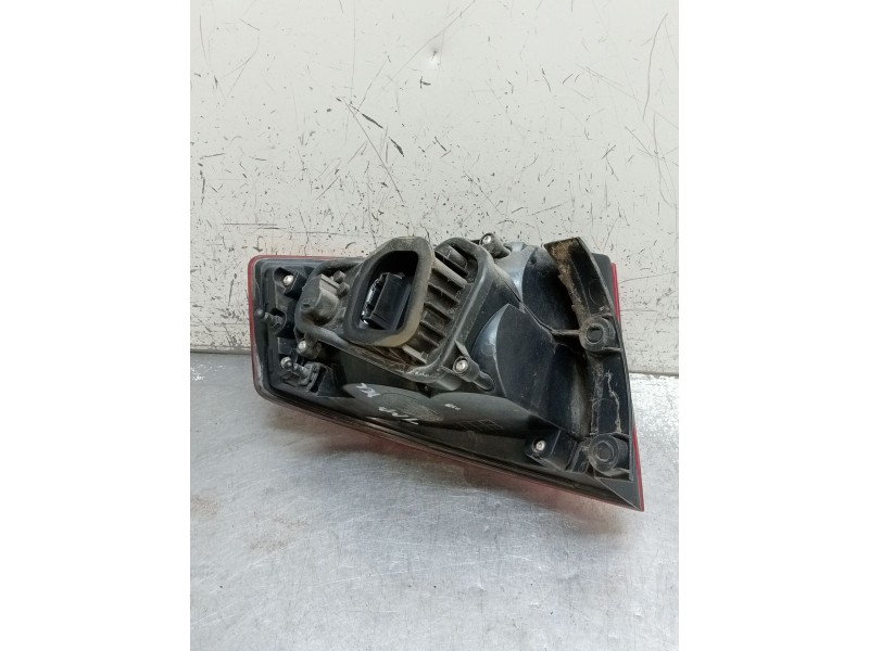 Recambio de piloto trasero derecho para seat toledo iv (kg3) 1.6 tdi referencia OEM IAM   12