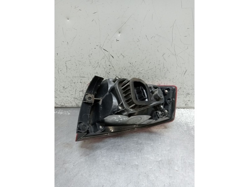 Recambio de piloto trasero izquierdo para seat toledo iv (kg3) 1.6 tdi referencia OEM IAM   12