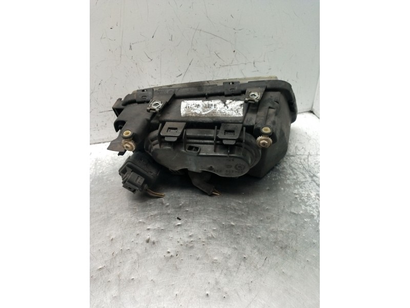 Recambio de faro izquierdo para audi a3 (8l1) 1.9 tdi referencia OEM IAM   96