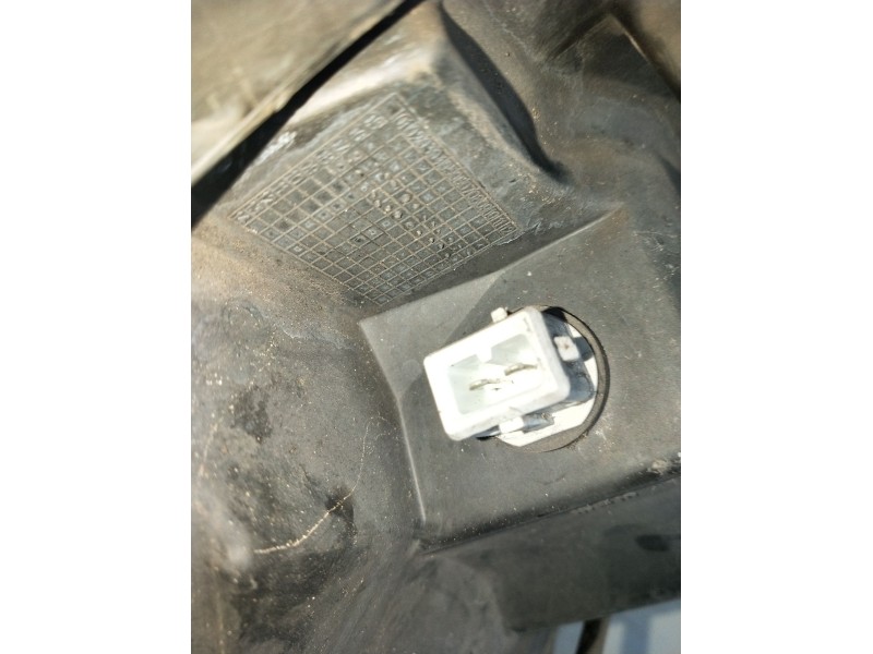 Recambio de faro derecho para nissan cabstar (f24m, f24w) 35.13 dci, 45.13 dci 2.5 (f24m) referencia OEM IAM 89320821 26010MB41A