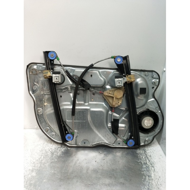 Recambio de elevalunas delantero derecho para volkswagen polo iv (9n_, 9a_) 1.4 tdi referencia OEM IAM 6Q4837756 5P 05