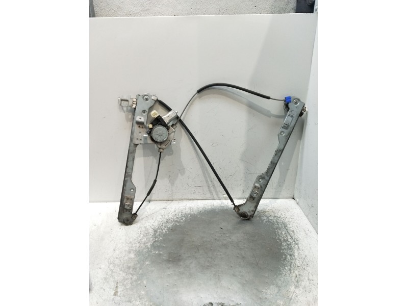 Recambio de elevalunas delantero derecho para nissan cabstar (f24m, f24w) 35.13 dci, 45.13 dci 2.5 (f24m) referencia OEM IAM  4P