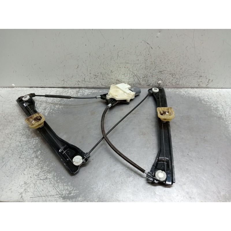 Recambio de elevalunas delantero derecho para seat toledo iv (kg3) 1.6 tdi referencia OEM IAM 5JA959812 A66993112 4030303 150020