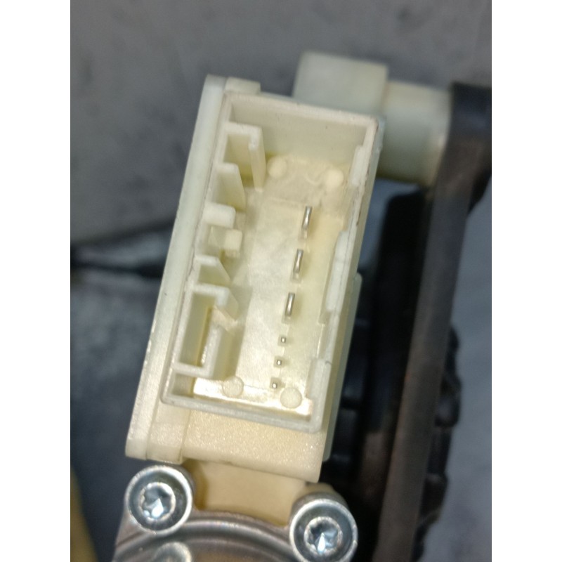 Recambio de elevalunas delantero derecho para seat toledo iv (kg3) 1.6 tdi referencia OEM IAM 5JA959812 A66993112 4030303 150020