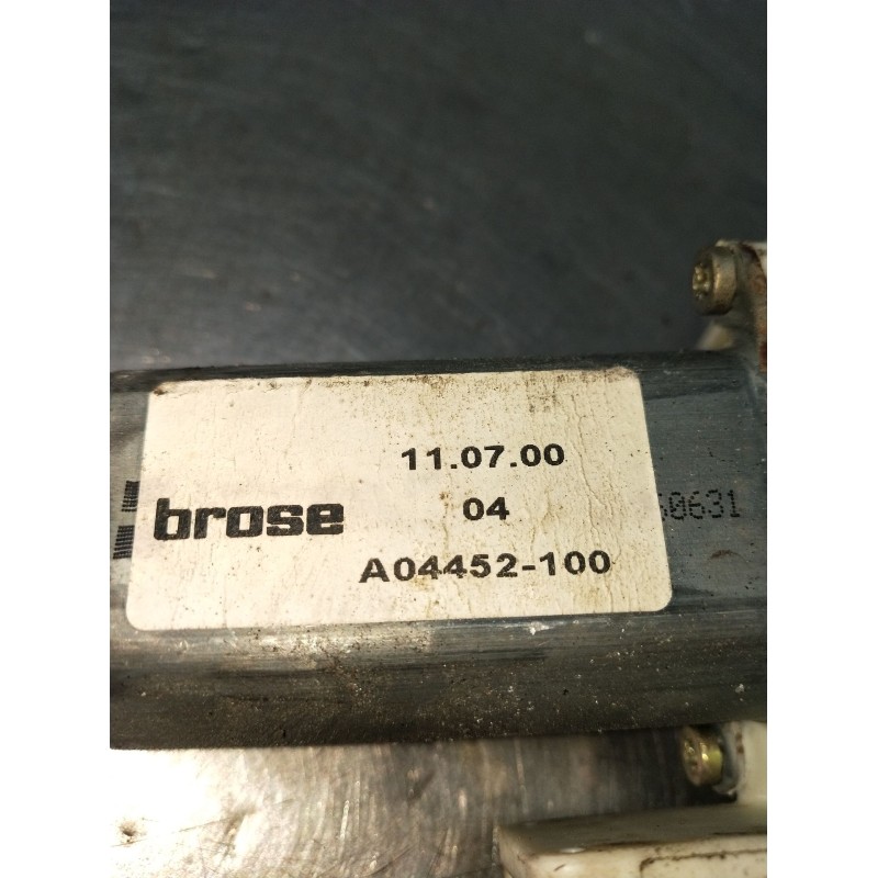 Recambio de elevalunas delantero izquierdo para peugeot 406 (8b) 2.0 hdi 110 referencia OEM IAM A04452100 5P 99