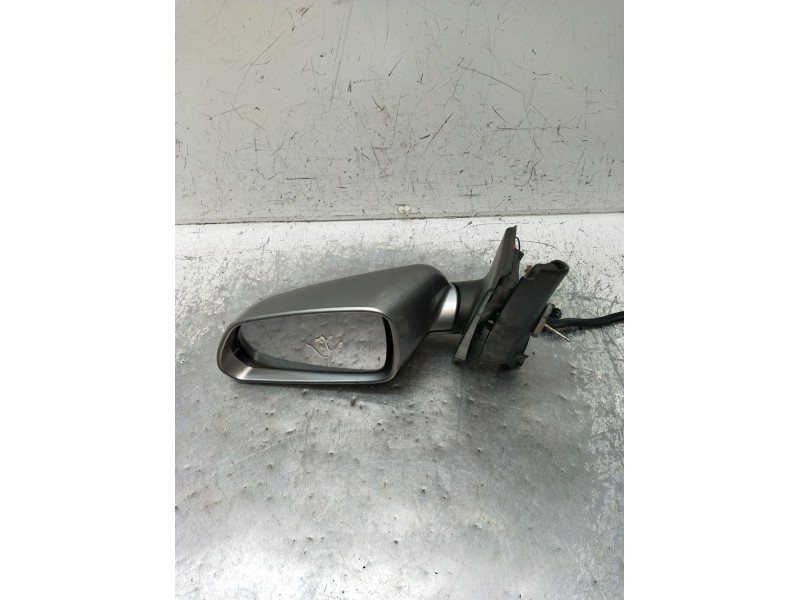Recambio de retrovisor izquierdo para volkswagen polo iv (9n_, 9a_) 1.4 tdi referencia OEM IAM  ELÉCTRICO 05