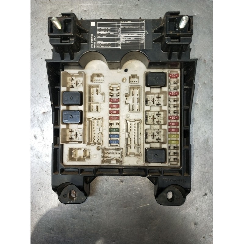 Recambio de caja reles / fusibles para nissan cabstar (f24m, f24w) 35.13 dci, 45.13 dci 2.5 (f24m) referencia OEM IAM 284B6MB40A