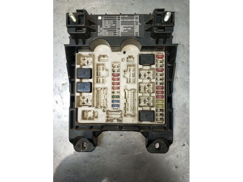 Recambio de caja reles / fusibles para nissan cabstar (f24m, f24w) 35.13 dci, 45.13 dci 2.5 (f24m) referencia OEM IAM 284B6MB40A