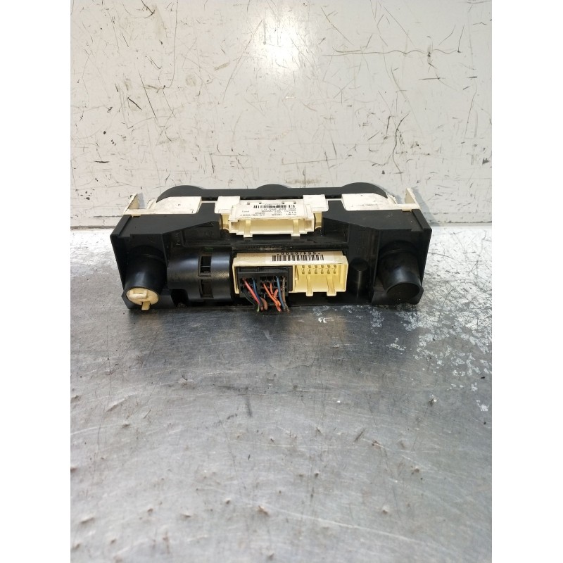 Recambio de mando calefaccion / aire acondicionado para volkswagen polo iv (9n_, 9a_) 1.4 tdi referencia OEM IAM 6Q0820045H G748