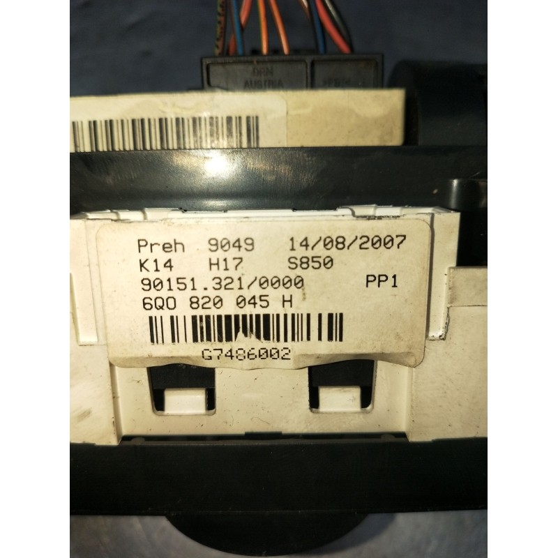 Recambio de mando calefaccion / aire acondicionado para volkswagen polo iv (9n_, 9a_) 1.4 tdi referencia OEM IAM 6Q0820045H G748