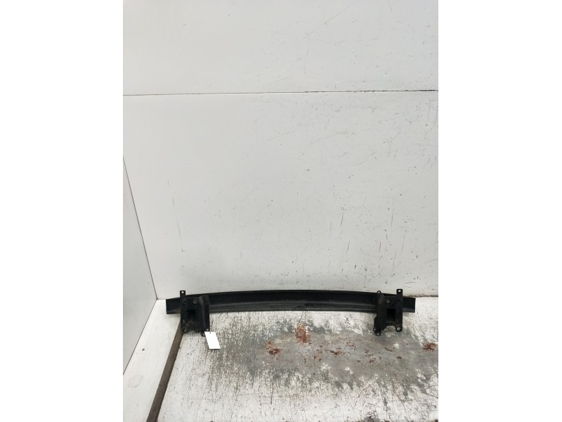 Recambio de refuerzo paragolpes delantero para volkswagen polo iv (9n_, 9a_) 1.4 tdi referencia OEM IAM   05