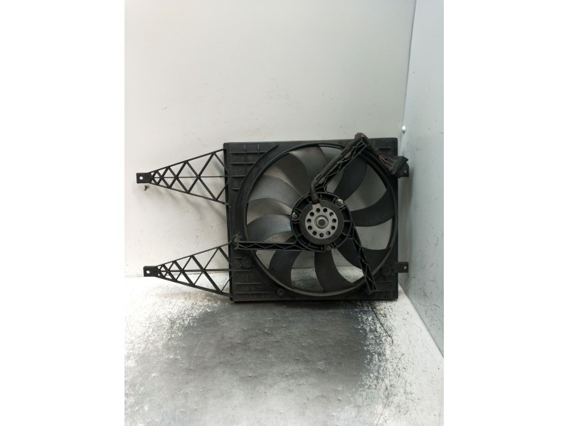 Recambio de electroventilador para volkswagen polo iv (9n_, 9a_) 1.4 tdi referencia OEM IAM   05