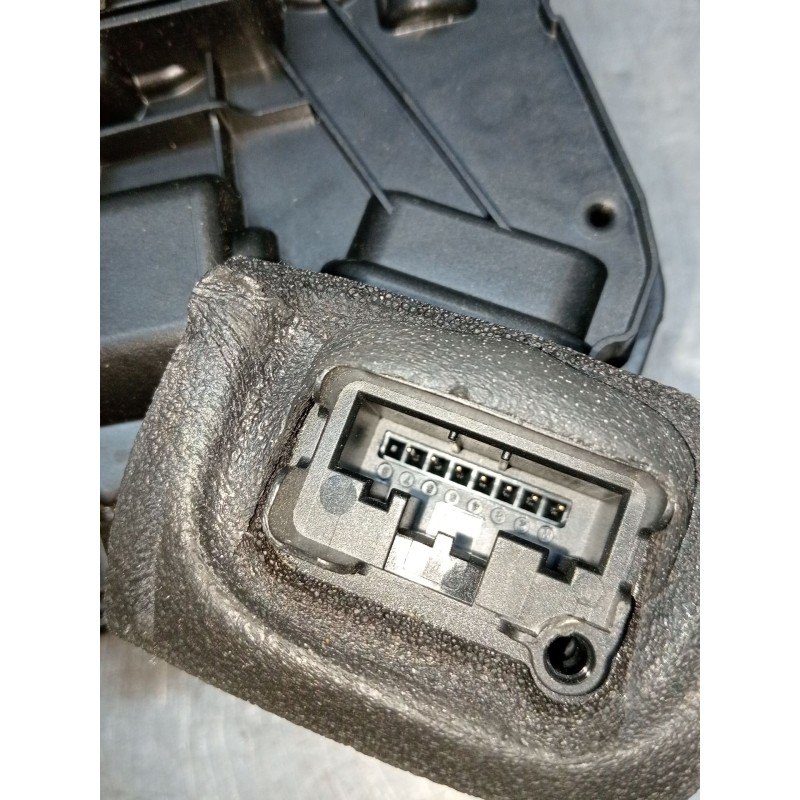 Recambio de motor cierre centralizado trasero izquierdo para seat toledo iv (kg3) 1.6 tdi referencia OEM IAM 5E0839015A 5P 12