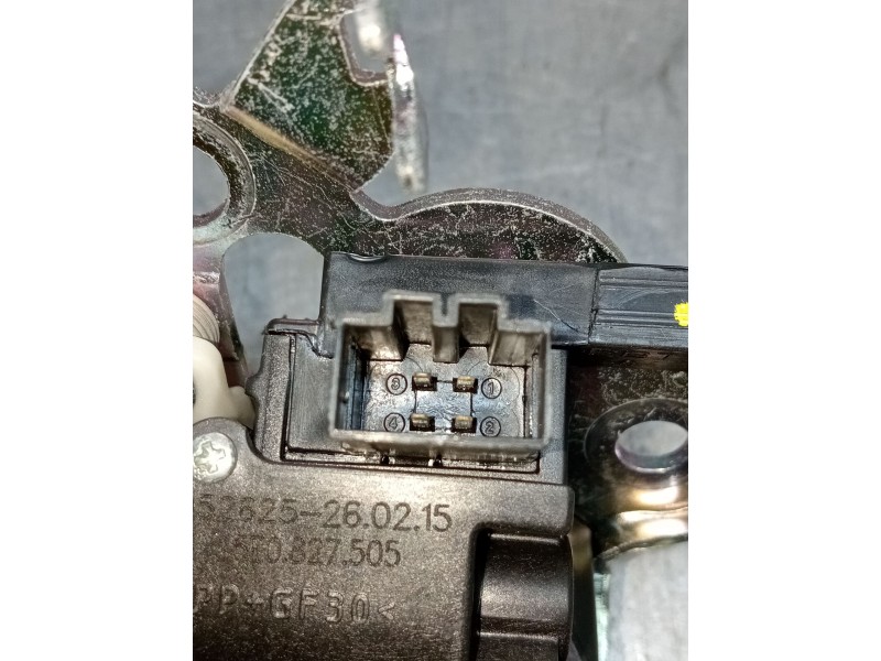 Recambio de motor cierre centralizado porton para seat toledo iv (kg3) 1.6 tdi referencia OEM IAM 5E0827505 5P 12