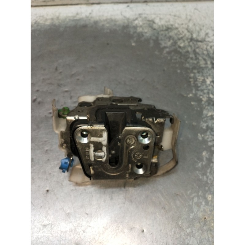 Recambio de motor cierre centralizado trasero izquierdo para nissan cabstar (f24m, f24w) 35.13 dci, 45.13 dci 2.5 (f24m) referen