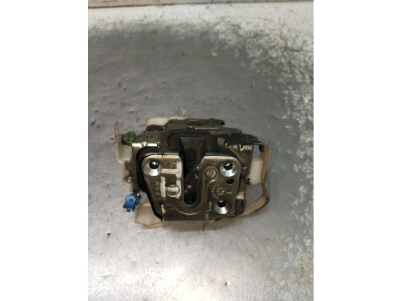 Recambio de motor cierre centralizado trasero izquierdo para nissan cabstar (f24m, f24w) 35.13 dci, 45.13 dci 2.5 (f24m) referen