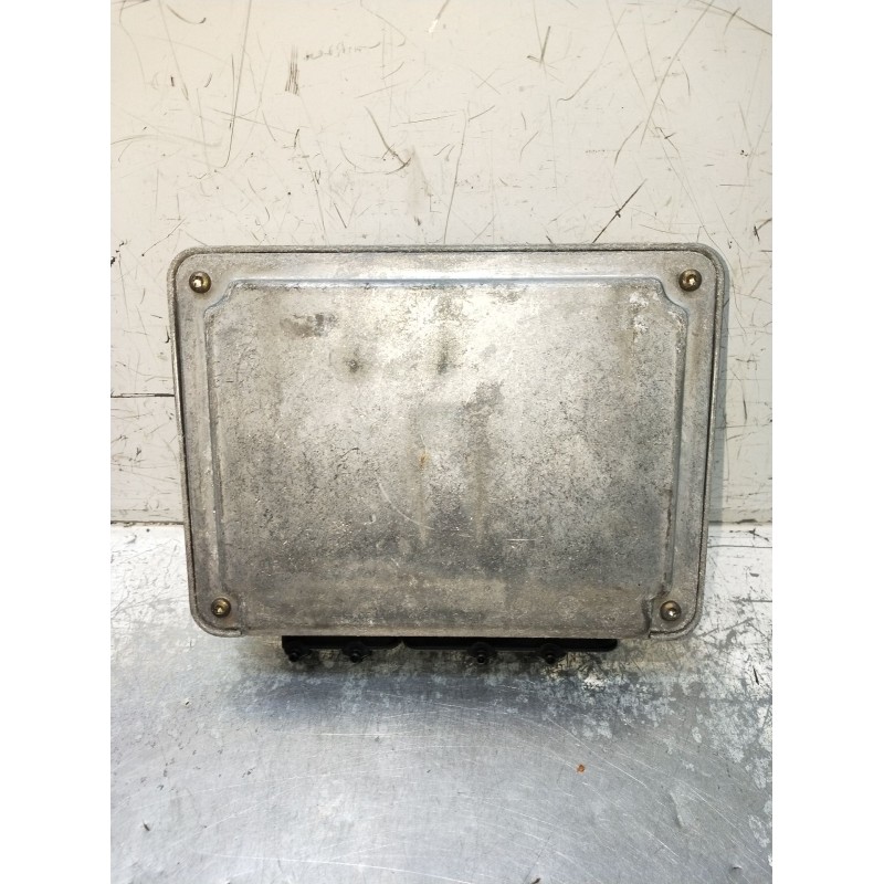Recambio de centralita motor uce para volkswagen golf iv (1j1) 1.9 tdi referencia OEM IAM 0281001845 038906018BL 28SA3791 98