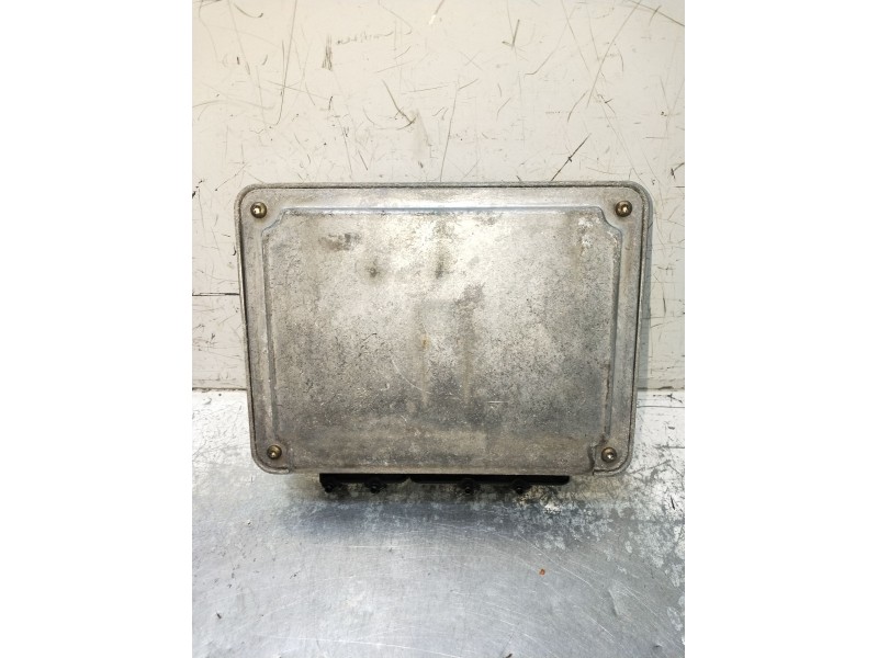 Recambio de centralita motor uce para volkswagen golf iv (1j1) 1.9 tdi referencia OEM IAM 0281001845 038906018BL 28SA3791 98