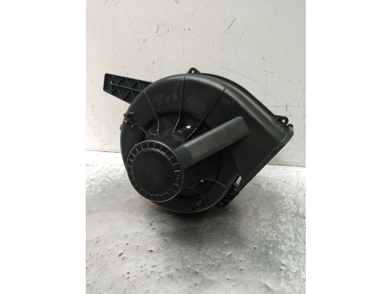 Recambio de motor calefaccion para volkswagen polo iv (9n_, 9a_) 1.4 tdi referencia OEM IAM 6Q1819015C A1915 05