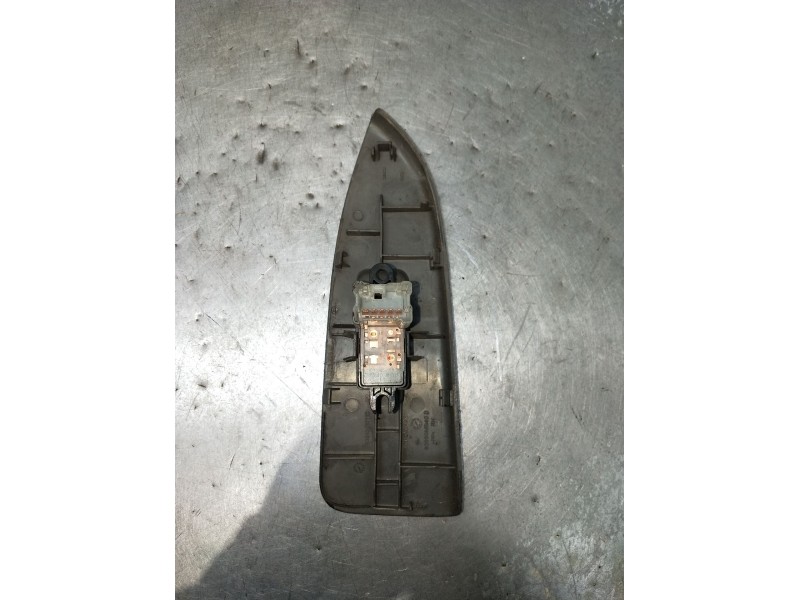 Recambio de mando elevalunas delantero derecho para nissan cabstar (f24m, f24w) 35.13 dci, 45.13 dci 2.5 (f24m) referencia OEM I