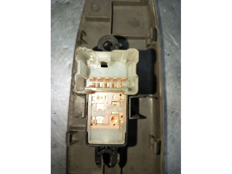 Recambio de mando elevalunas delantero derecho para nissan cabstar (f24m, f24w) 35.13 dci, 45.13 dci 2.5 (f24m) referencia OEM I