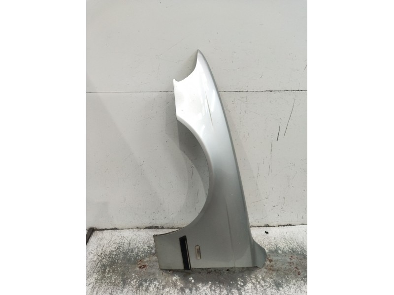 Recambio de aleta delantera izquierda para bmw 5 (e39) 530 d referencia OEM IAM   