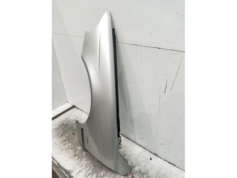 Recambio de aleta delantera izquierda para bmw 5 (e39) 530 d referencia OEM IAM   