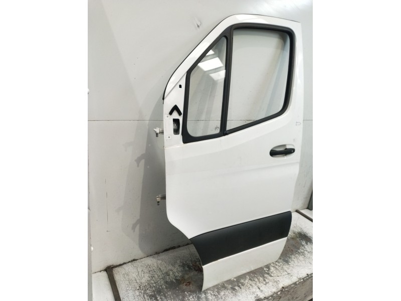 Recambio de puerta delantera izquierda para mercedes-benz sprinter iii furgón fwd referencia OEM IAM   5P