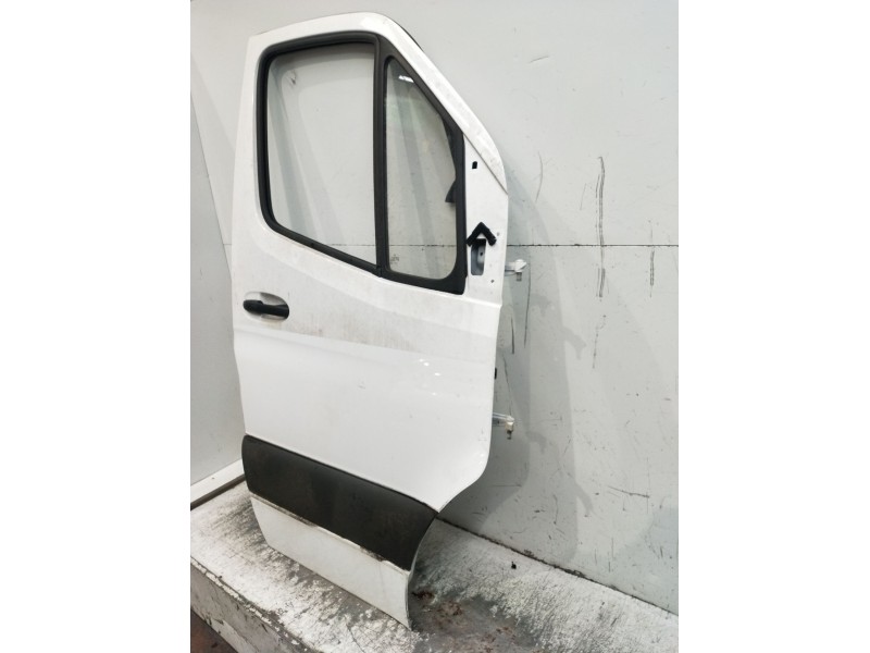 Recambio de puerta delantera derecha para mercedes-benz sprinter iii furgón fwd referencia OEM IAM   5P