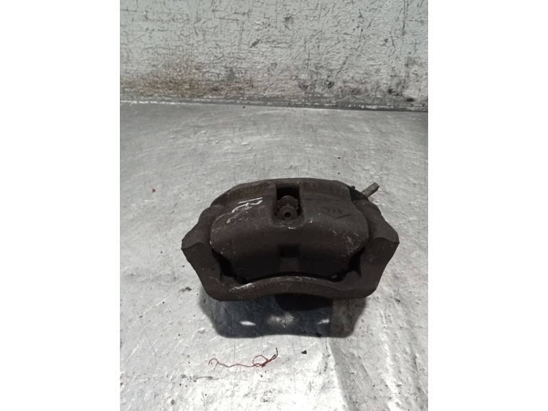 Recambio de pinza freno delantera izquierda para renault clio ii (bb_, cb_) 1.9 dti (b/cb0u) referencia OEM IAM   98