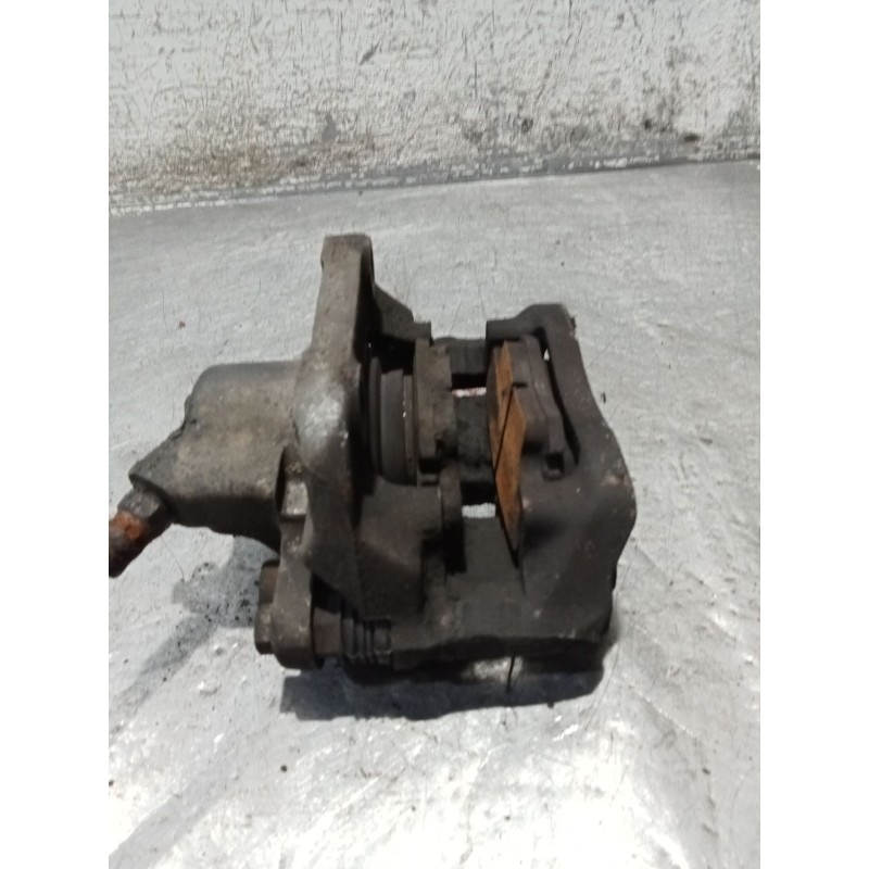 Recambio de pinza freno delantera izquierda para renault clio ii (bb_, cb_) 1.9 dti (b/cb0u) referencia OEM IAM   98