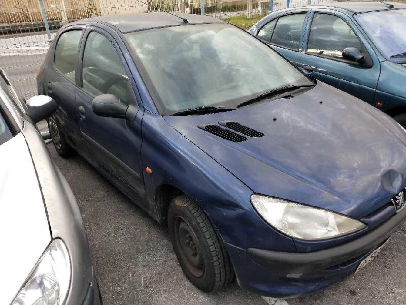 peugeot 206 berlina del año 1999