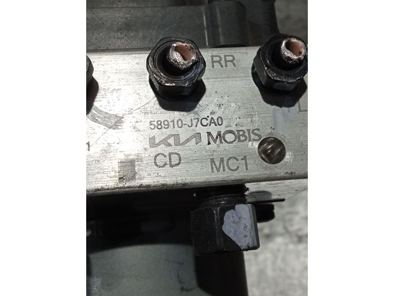 Recambio de abs para kia ceed business referencia OEM IAM 6158941600 58900J7CA0 58910J7CA0 22