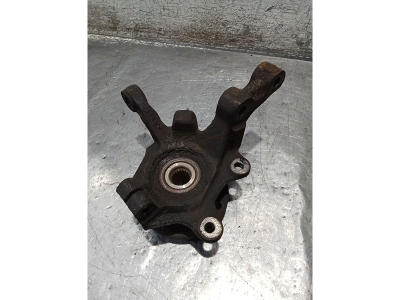 Recambio de mangueta delantera izquierda para renault clio ii (bb_, cb_) 1.9 dti (b/cb0u) referencia OEM IAM   98