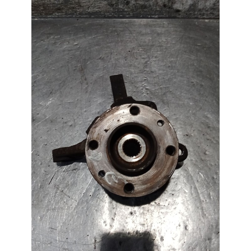 Recambio de mangueta delantera derecha para renault clio ii (bb_, cb_) 1.9 dti (b/cb0u) referencia OEM IAM   98