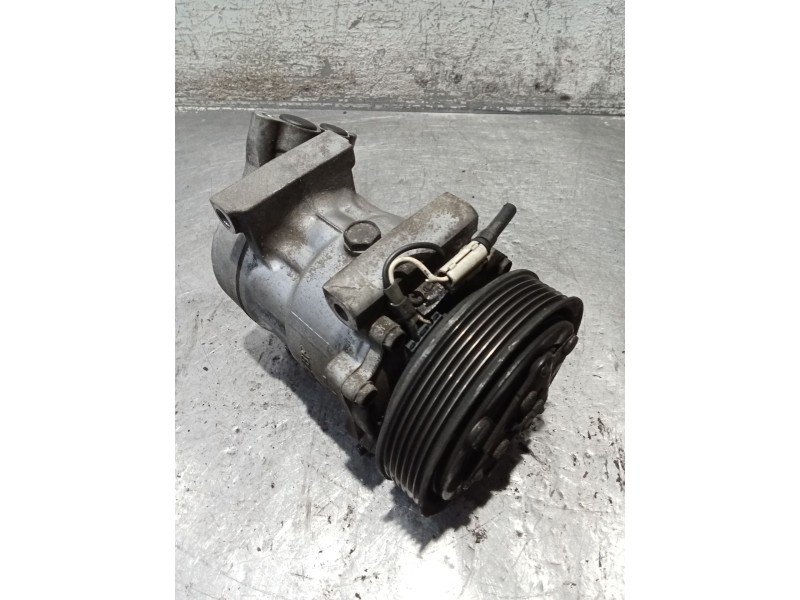 Recambio de compresor aire acondicionado para renault clio ii (bb_, cb_) 1.9 dti (b/cb0u) referencia OEM IAM 7700111235  98