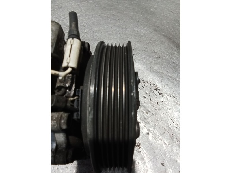 Recambio de compresor aire acondicionado para renault clio ii (bb_, cb_) 1.9 dti (b/cb0u) referencia OEM IAM 7700111235  98