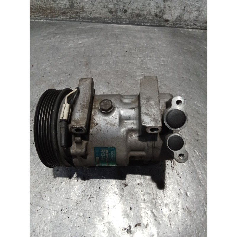 Recambio de compresor aire acondicionado para renault clio ii (bb_, cb_) 1.9 dti (b/cb0u) referencia OEM IAM 7700111235  98