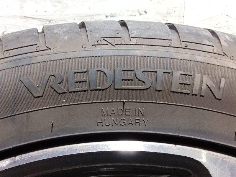 Recambio de juego llantas para kia cee´d (jd) 1.6 gdi referencia OEM IAM 225/45 R17 91W  