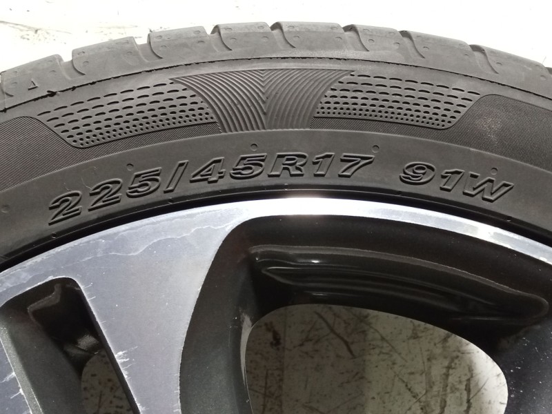 Recambio de juego llantas para kia cee´d (jd) 1.6 gdi referencia OEM IAM 225/45 R17 91W  