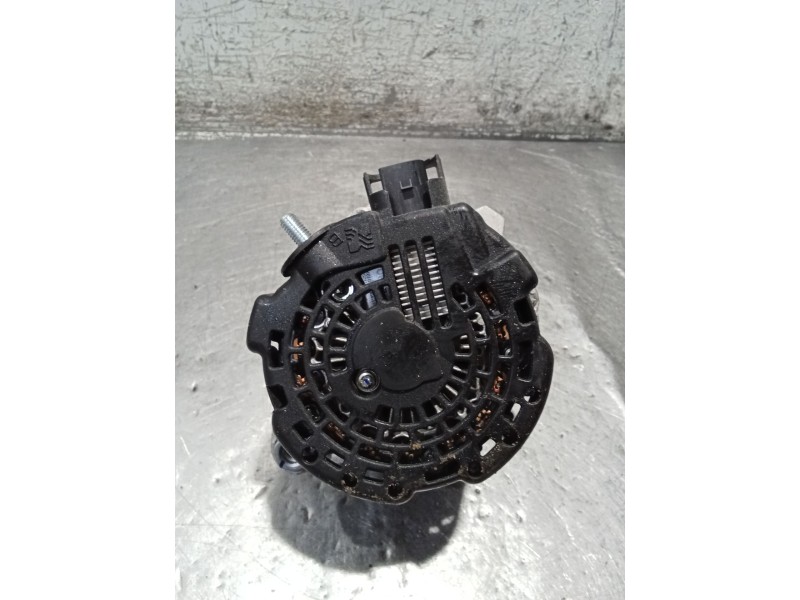Recambio de alternador para kia ceed business referencia OEM IAM 3730007450 61011061 22 130A
