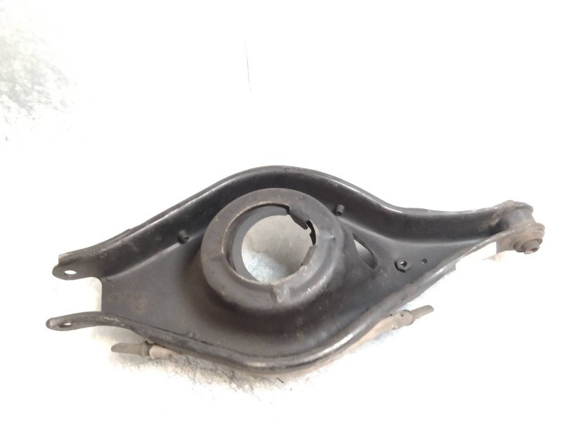 Recambio de brazo suspension superior trasero derecho para mg rover serie 800 (rs) 825 sd referencia OEM IAM    Recambio de brazo suspension superior trasero derecho para mg rover serie 800 (rs) 825 sd referencia OEM IAM