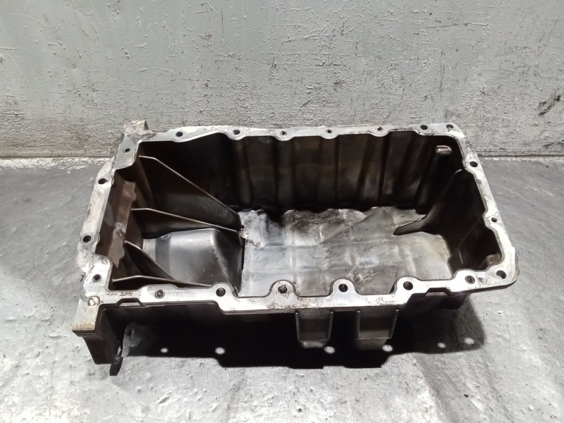 Recambio de carter para dodge caliber s referencia OEM IAM 03G103603AA BSY 06