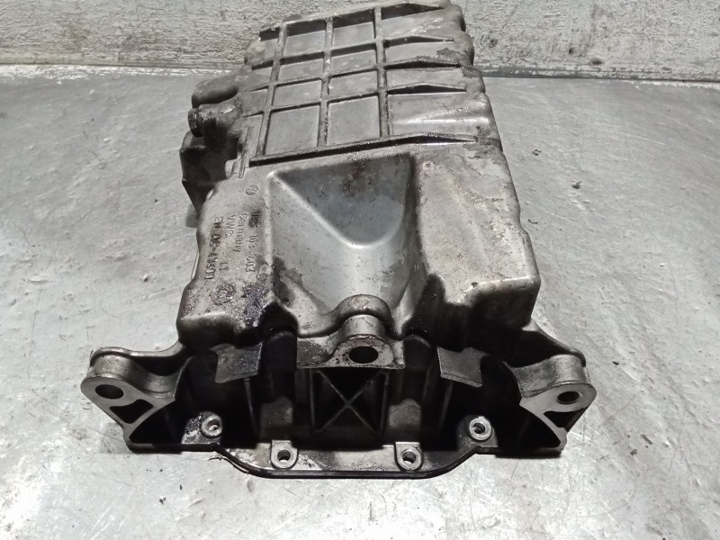 Recambio de carter para dodge caliber s referencia OEM IAM 03G103603AA BSY 06