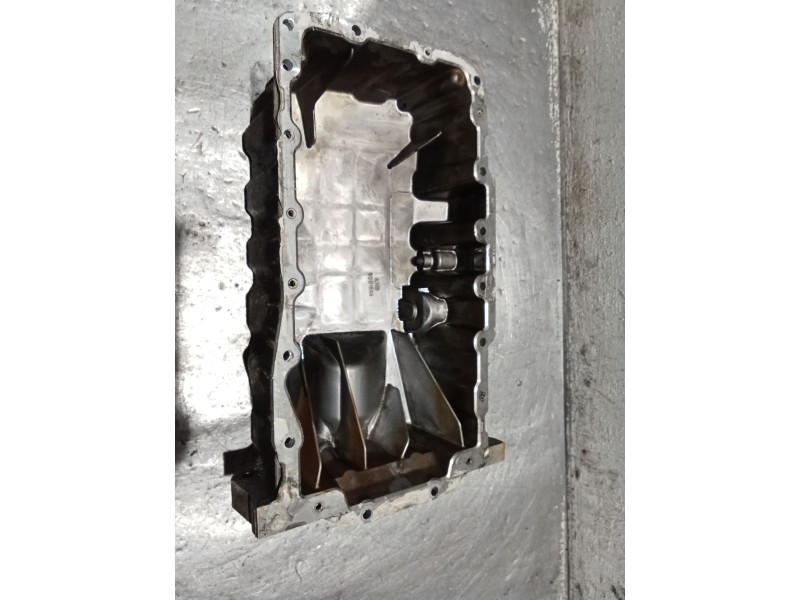 Recambio de carter para dodge caliber s referencia OEM IAM 03G103603AA BSY 06