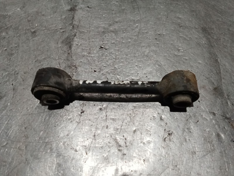 Recambio de brazo suspension inferior trasero izquierdo para dodge caliber s referencia OEM IAM   06