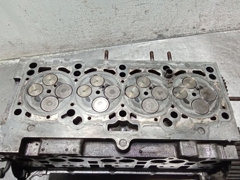 Recambio de culata para dodge caliber s referencia OEM IAM 03G103373A BSY 06