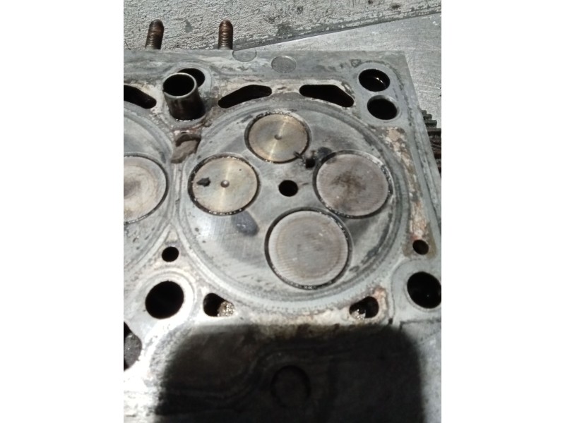 Recambio de culata para dodge caliber s referencia OEM IAM 03G103373A BSY 06